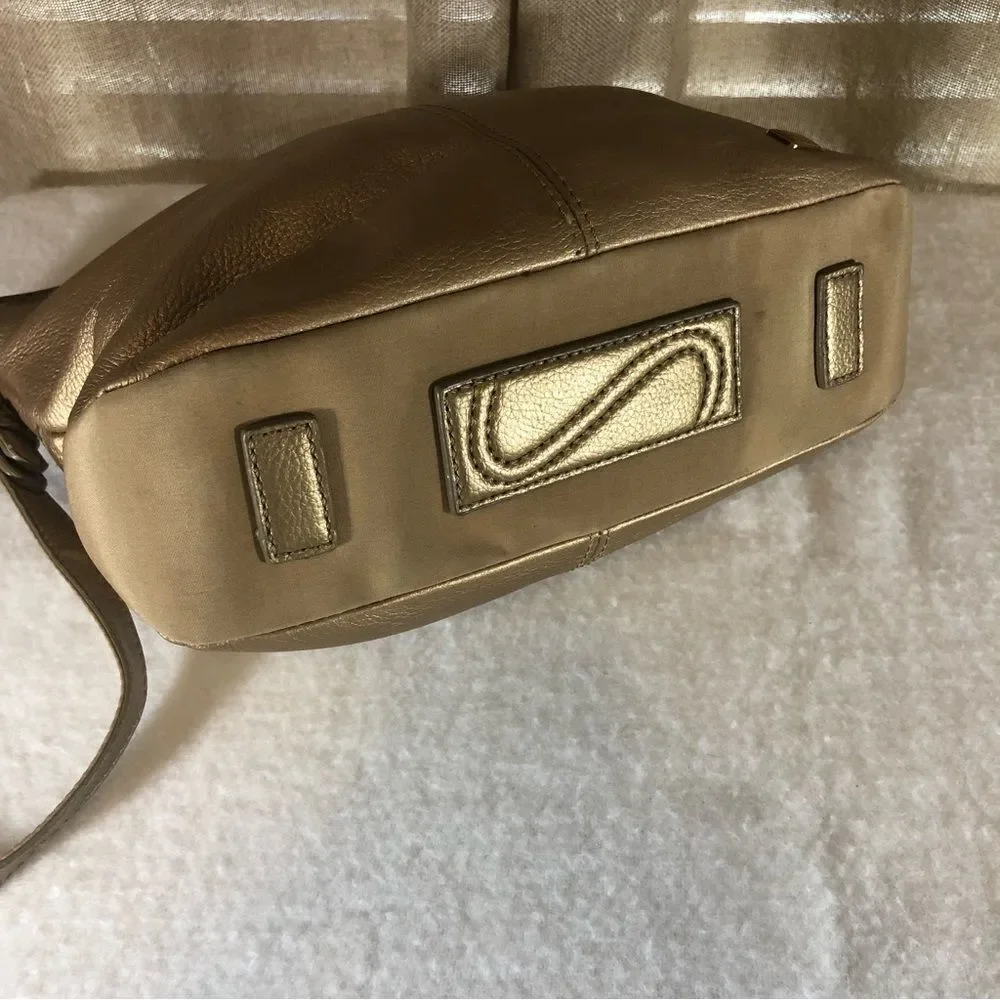 𝅺THE Sak Vintage gold shoulder bag